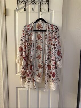 Floral Lace-Trim Open Kimono - Cream & Red